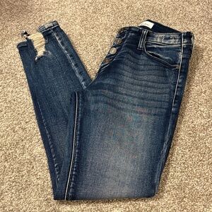 KanCan Distressed Jeans